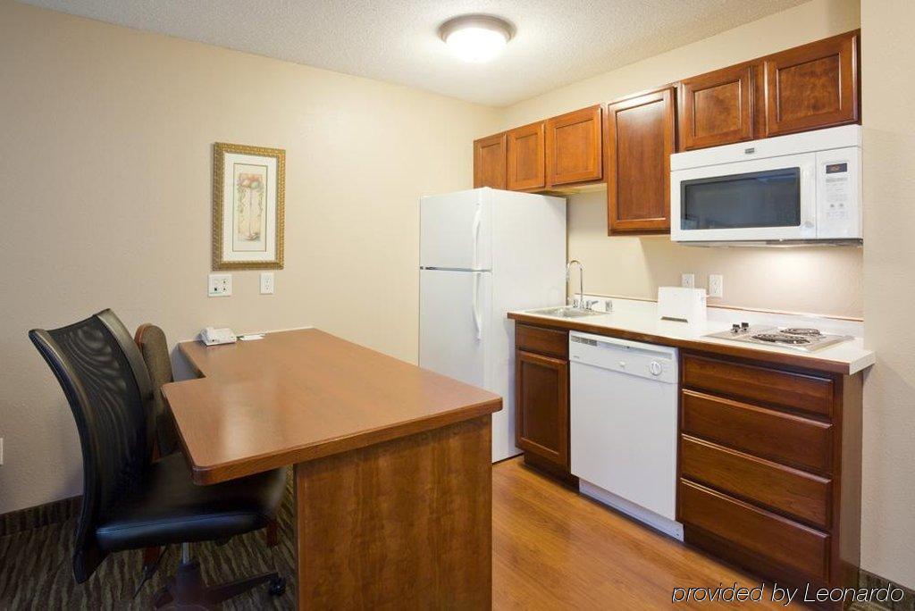 Grandstay Residential Suites Hotel - Eau Claire Esterno foto