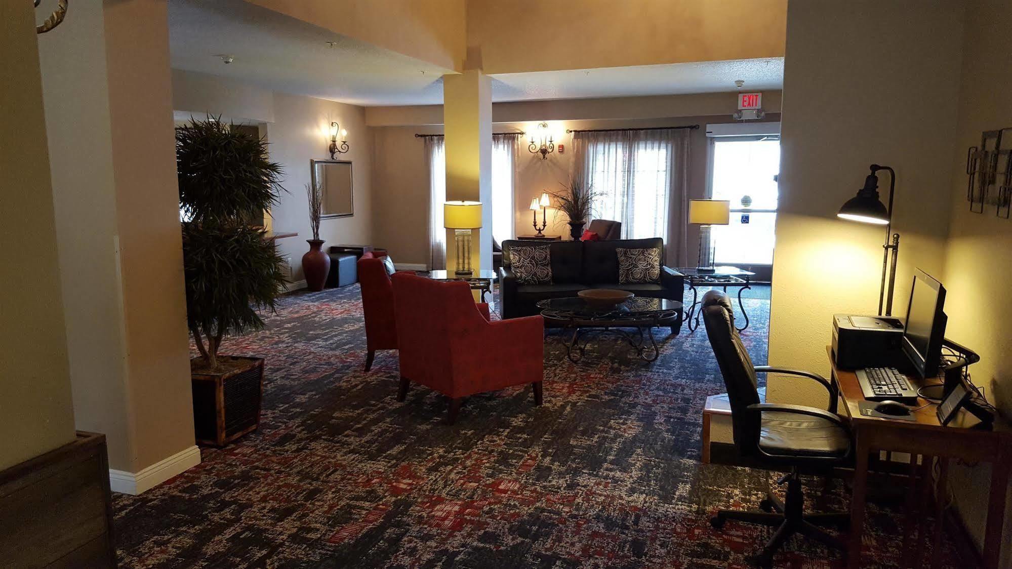 Grandstay Residential Suites Hotel - Eau Claire Esterno foto