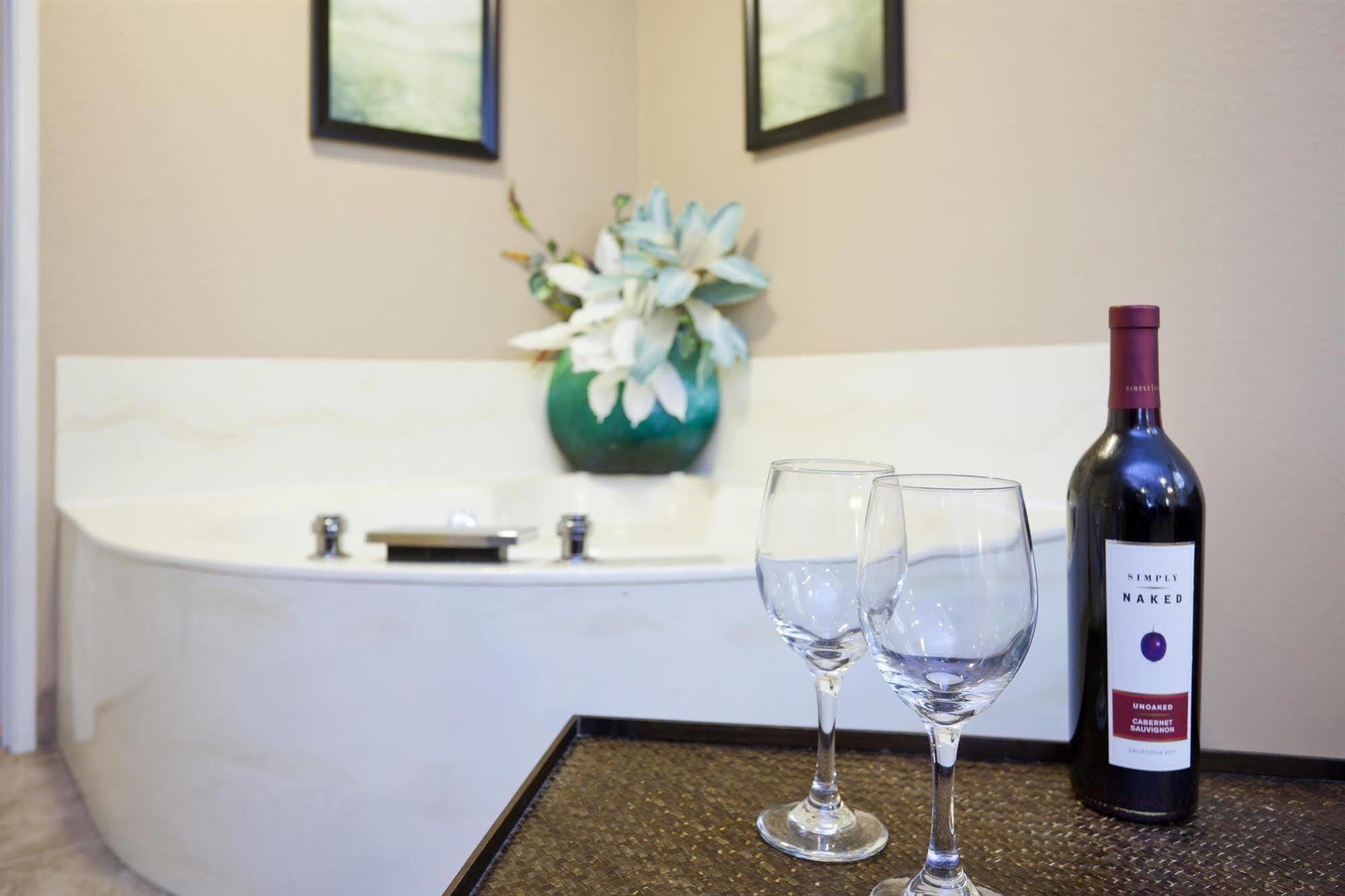 Grandstay Residential Suites Hotel - Eau Claire Esterno foto