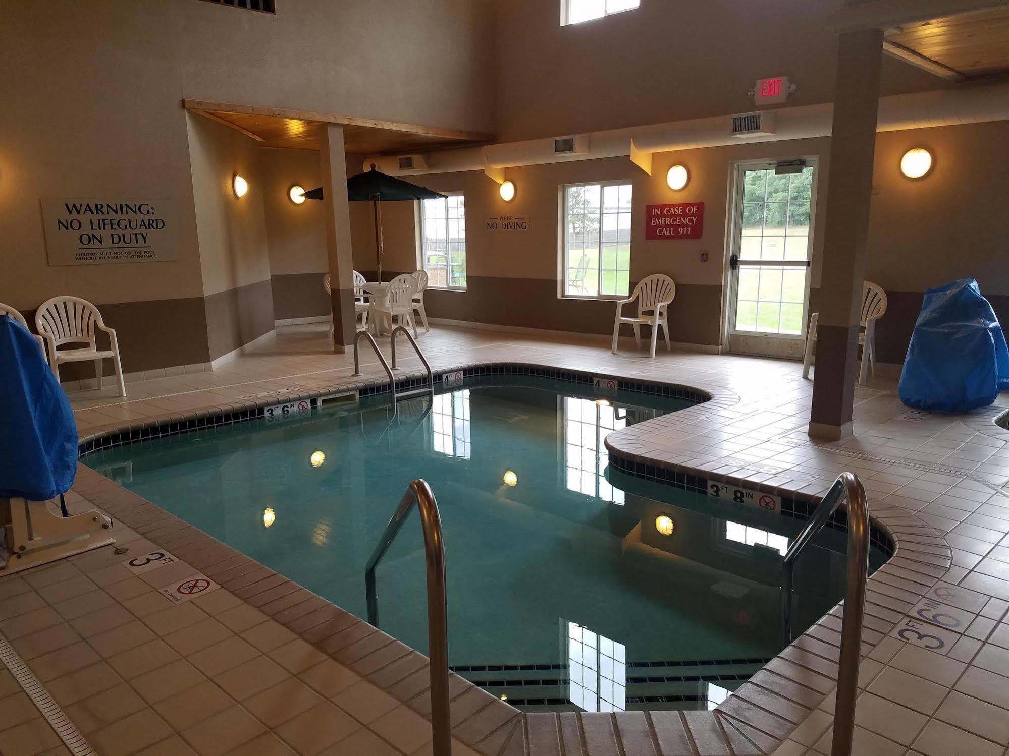 Grandstay Residential Suites Hotel - Eau Claire Esterno foto